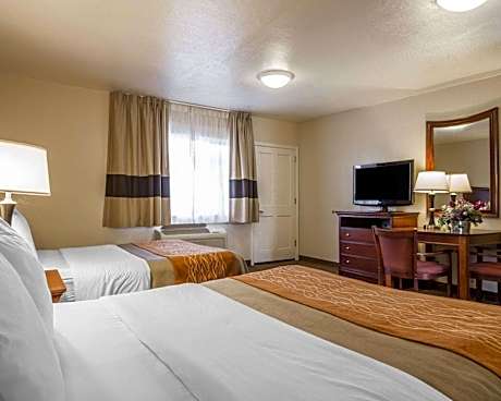 Queen Room with Two Queen Beds