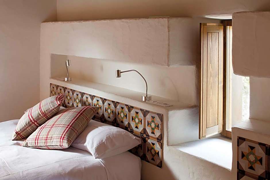 B&B La Rectoria de Sant Miquel de Pineda