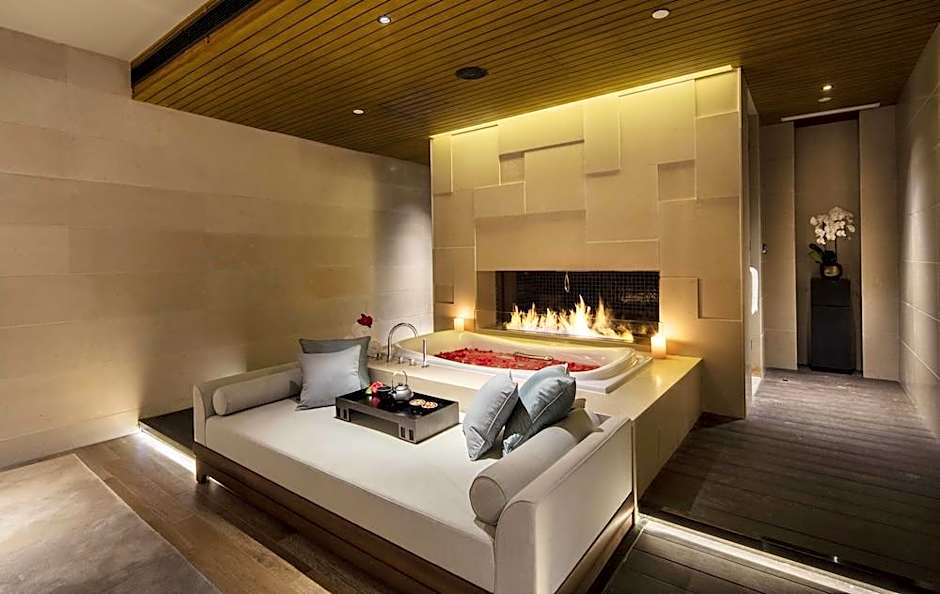 AHN LUH Zhu Jia Jiao