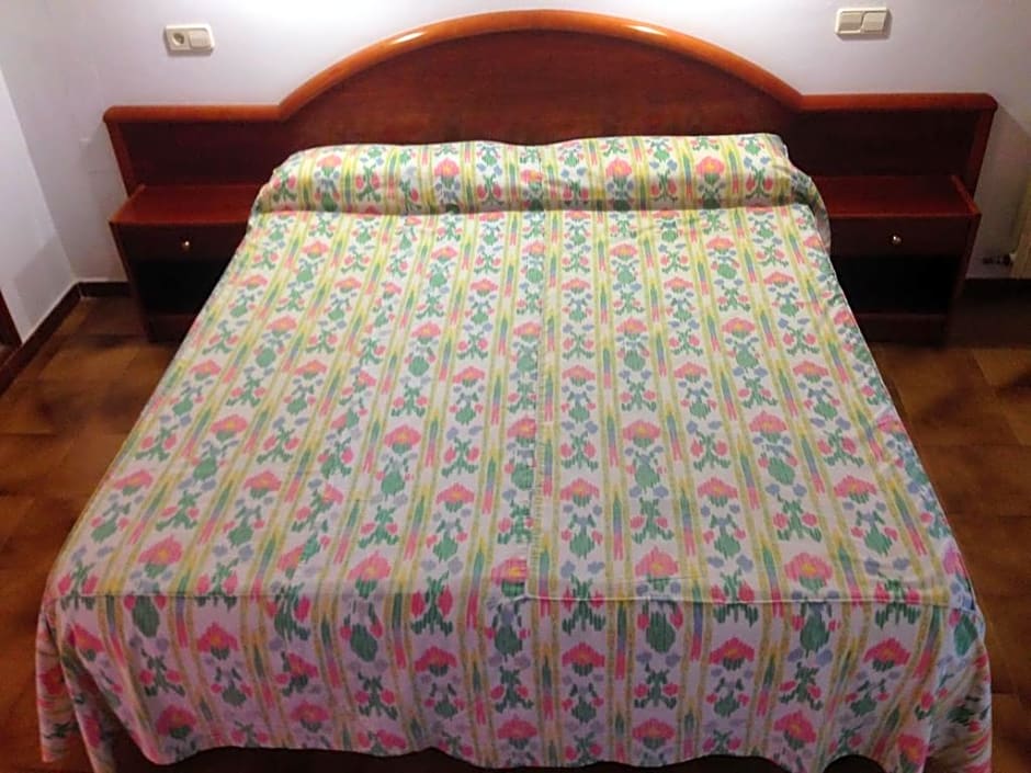 Hostal De La Caravel-La Ii