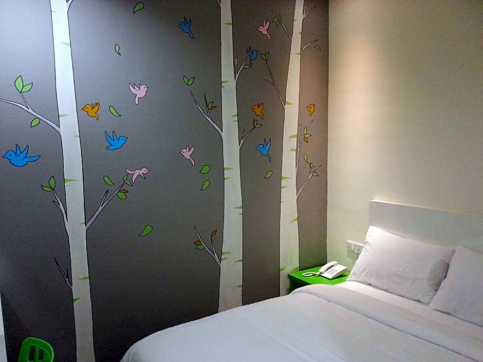 Hotel Strawberry Fields