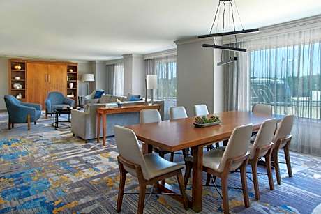 Hospitality Suite, King