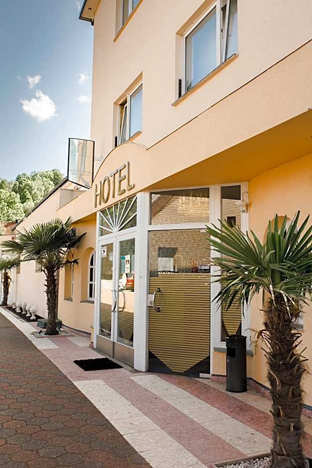Bach Hotel