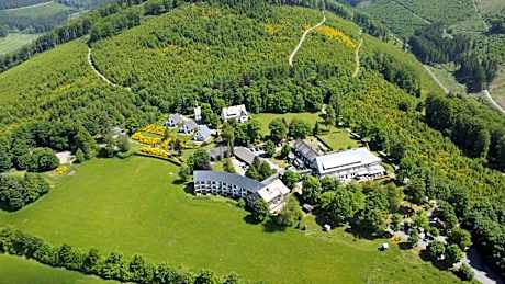 Berghotel Hoher Knochen - Ruhe & Natur