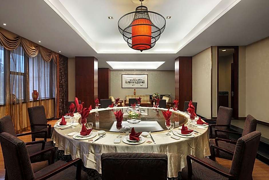 Guangzhou Zhejiang Hotel – Guangzhou (Canton)