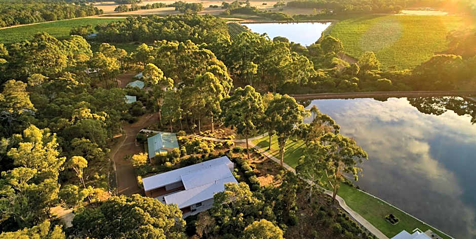 Eight Willows Retreat