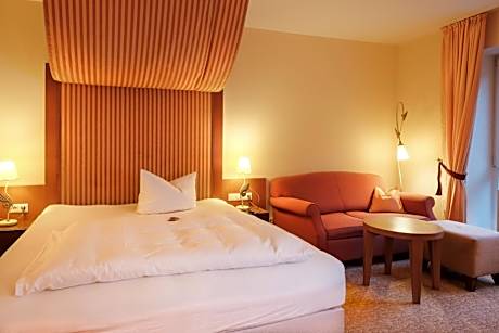 Double Room Hillside/Street