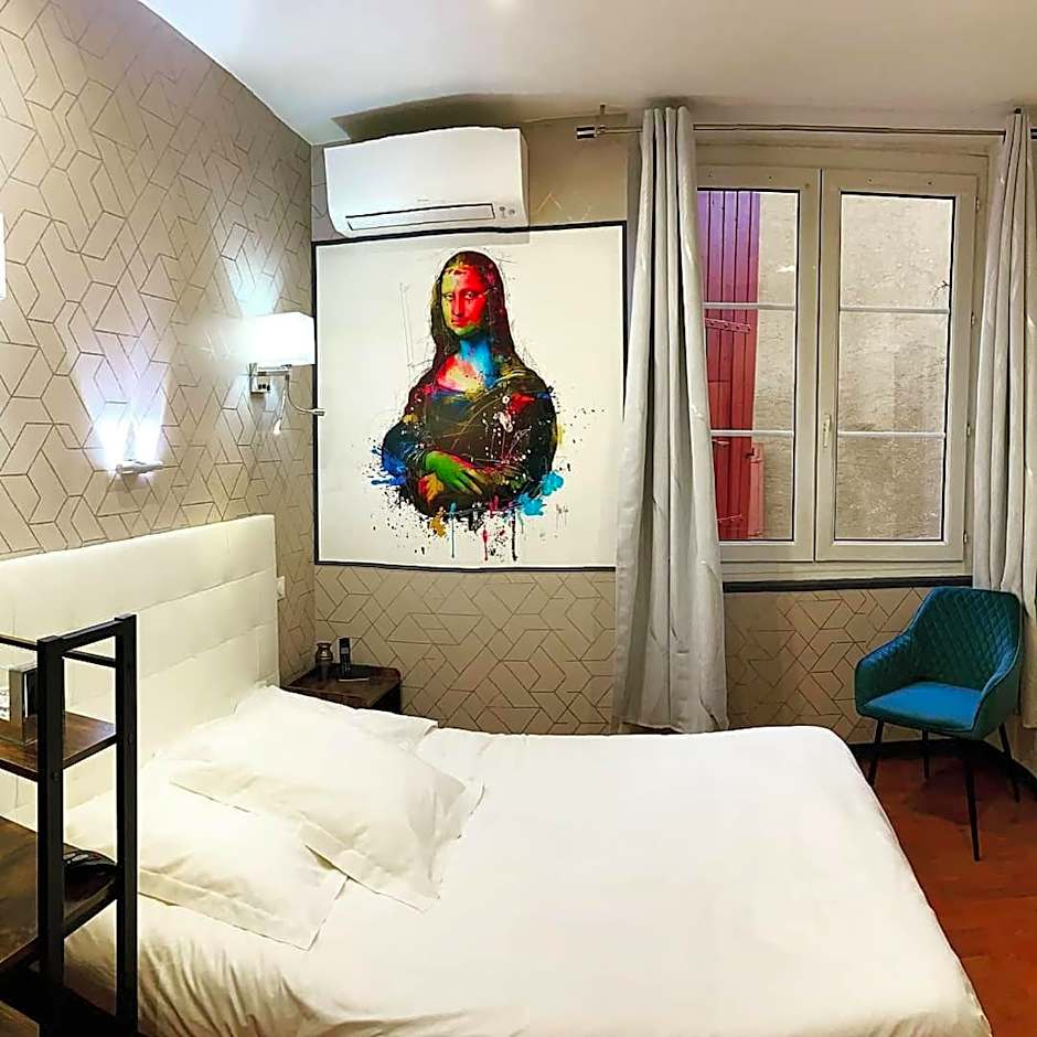 Photo 1 of 3 of Double Room