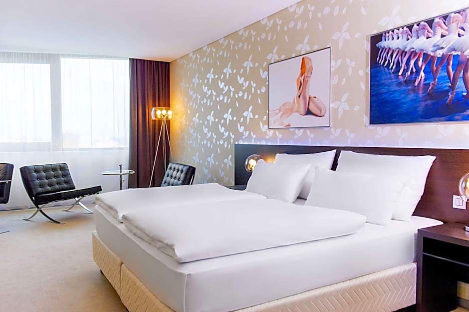 NH Bratislava Gate One