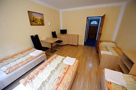 Quadruple Room with Bathroom