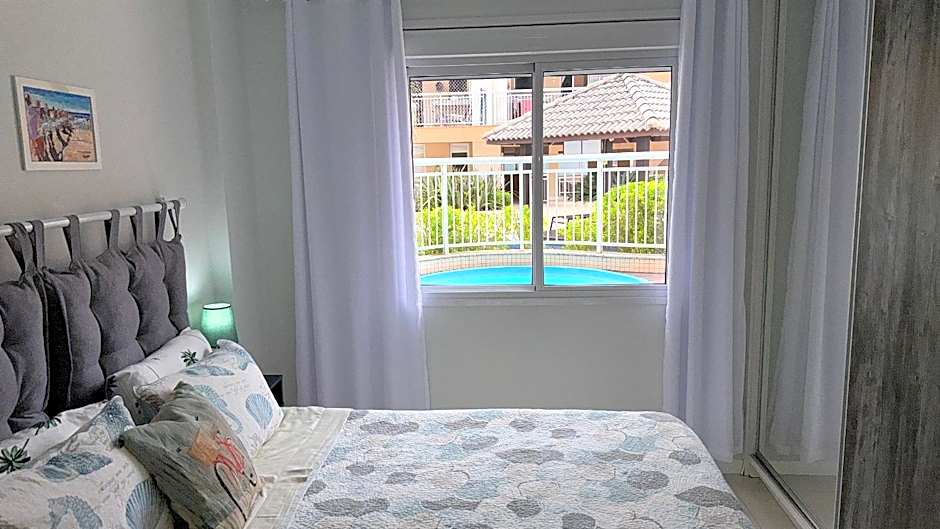 Residencial com piscina a apenas 150 metros da Praia dos Ingleses Lado Norte