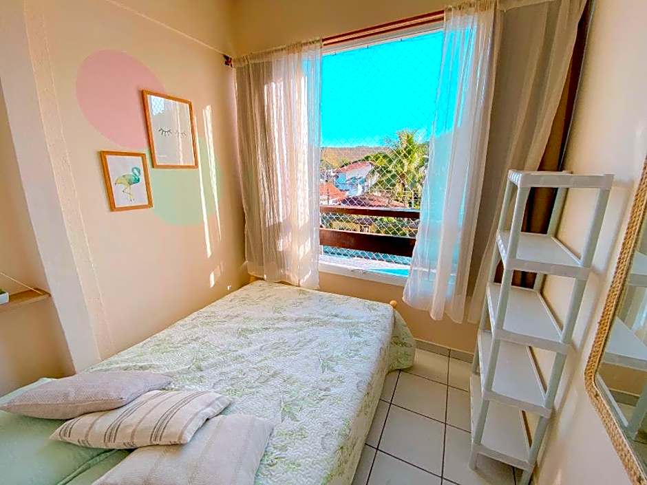 Apto lindo e aconchegante com piscina 202A