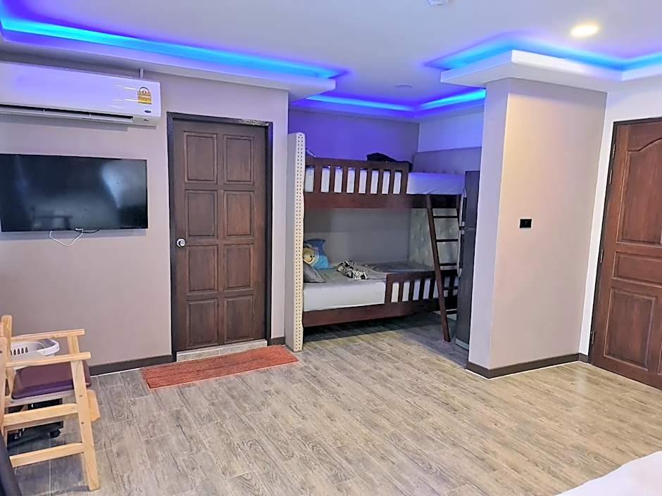 Central Guesthouse Chiang Rai - Bread & Breakfast