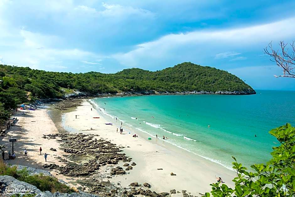 Yellow House Koh Sichang