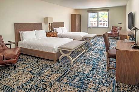 Room, Multiple Beds (2 King Beds)