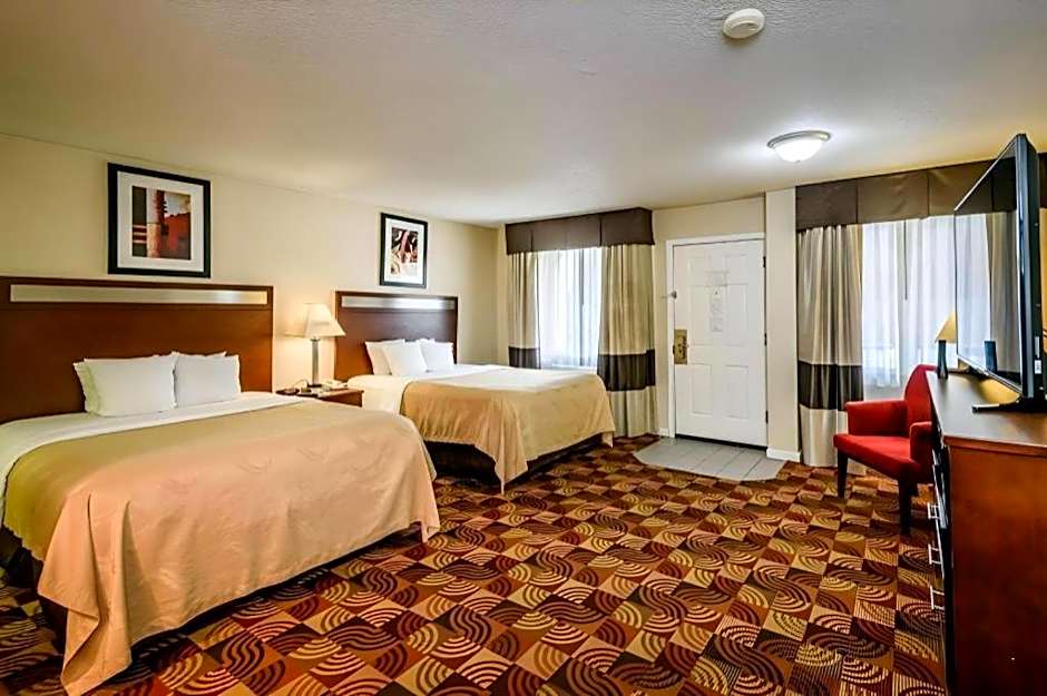 Quality Inn Redding near I-5