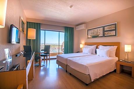 Twin Room with Sea View