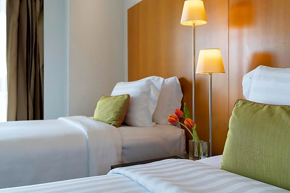 Photo 1 of 13 of Club 3 Bedroom Suite, Tower