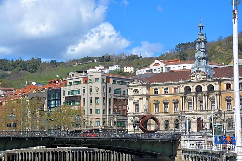 Hotel Bilbao Plaza