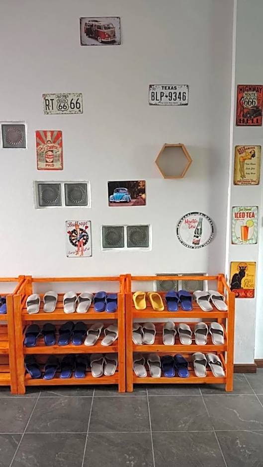 Cha Li's Family Hotel&Hostel