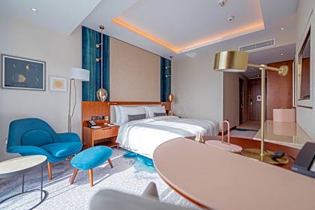 Essential Room