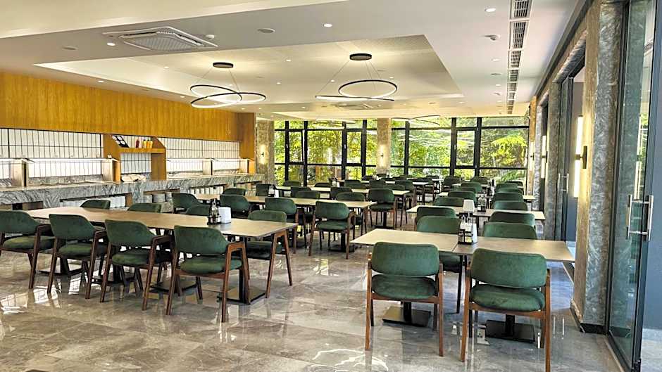 Atliman Beach Park Hotel