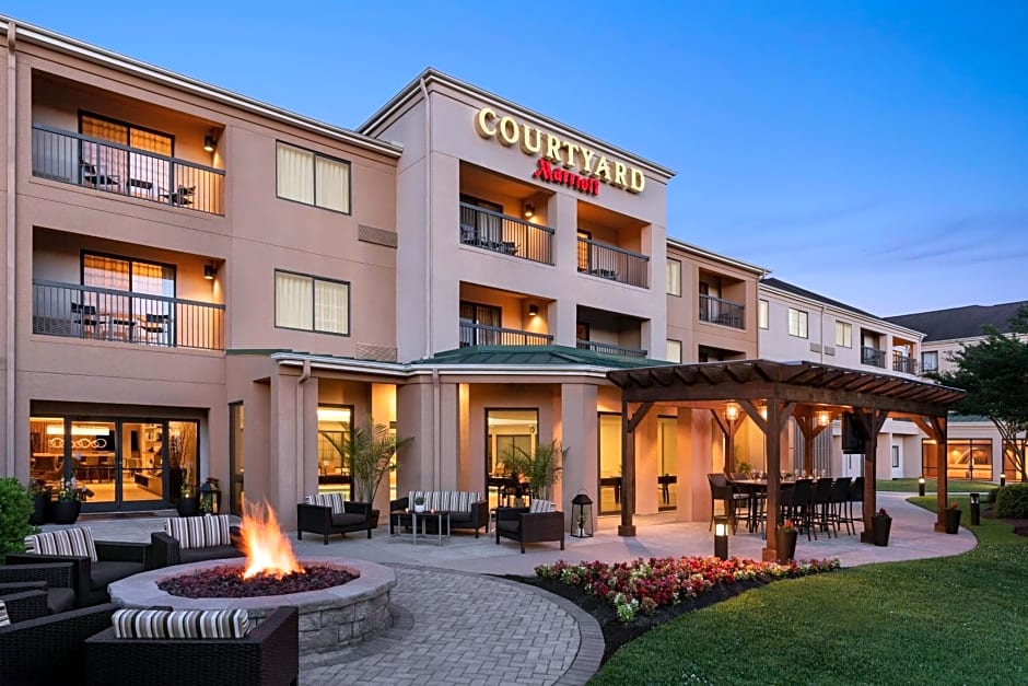 Courtyard Greenville