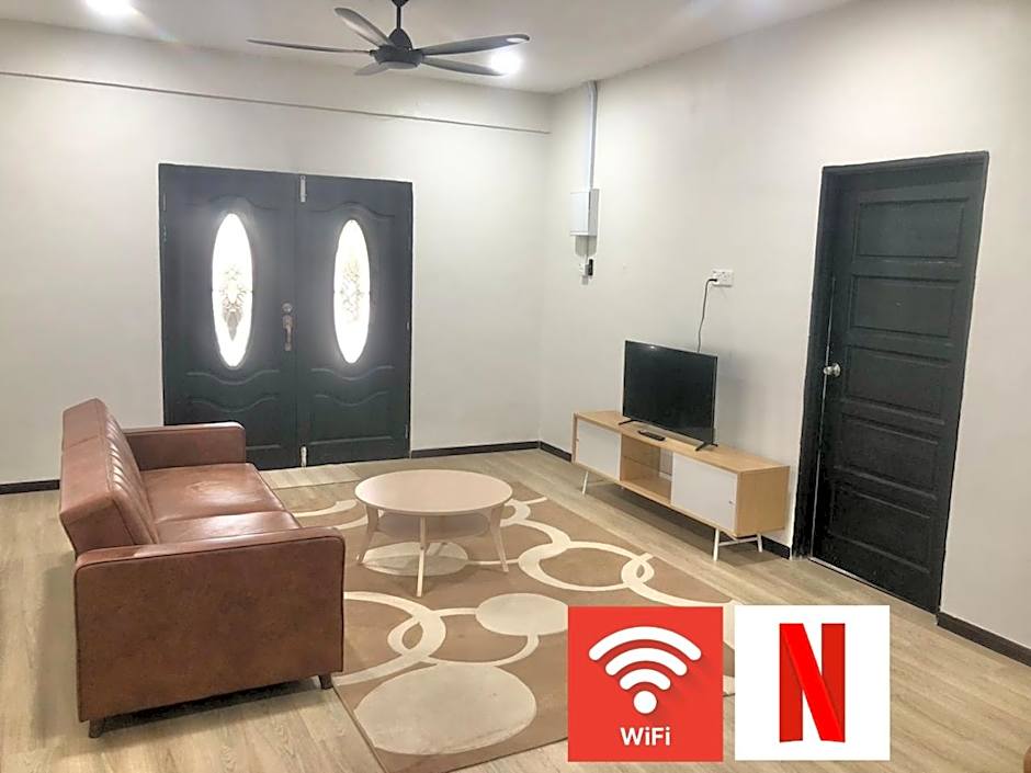 Homestay Syifa Gong Badak