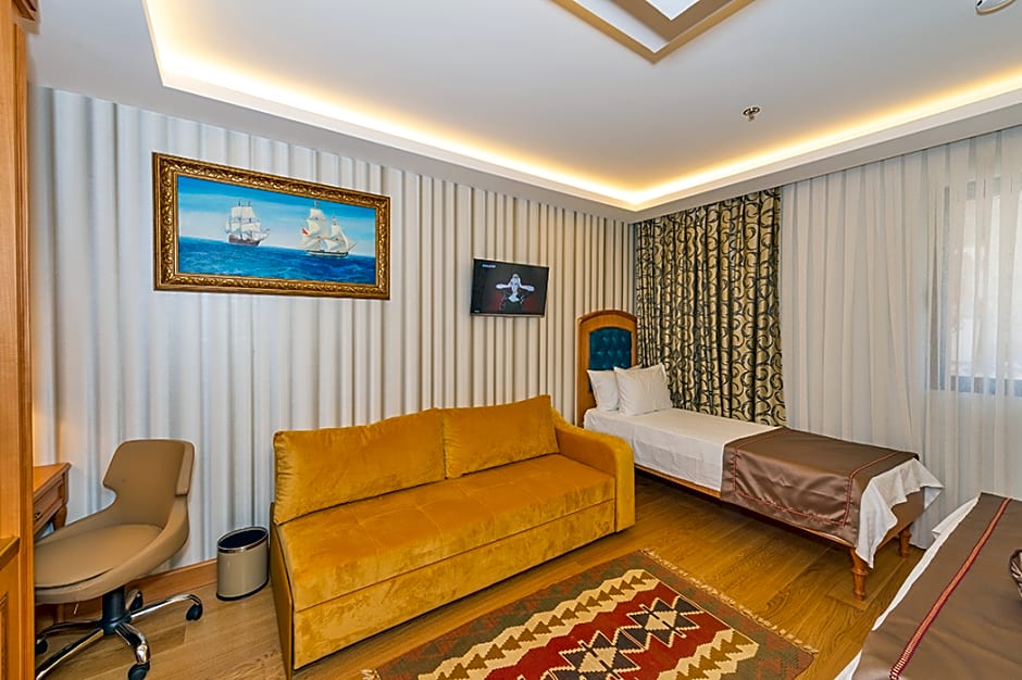Aprilis Gold Hotel
