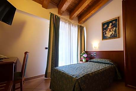 Superior Quadruple Room