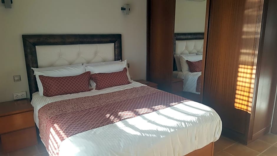 VillaFonzie Adults Only Gayfriendly