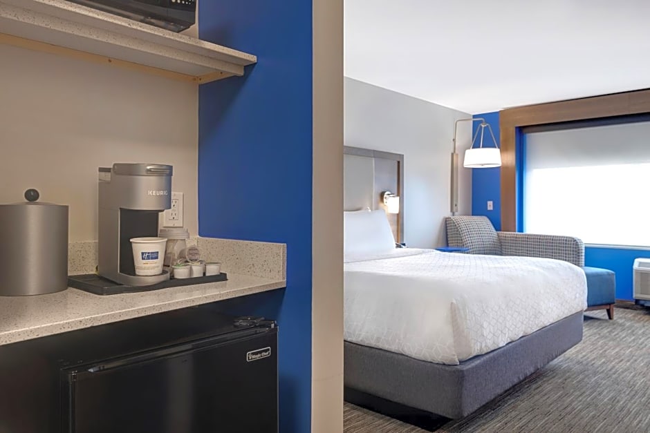 Holiday Inn Express & Suites - Ann Arbor - University South