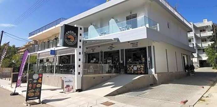 ANGELO Cafe Hotel