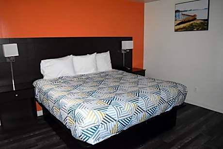 PLYMOUTH MOTOR LODGE