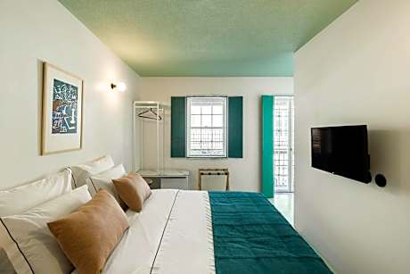 Deluxe Double or Twin Room with Balcony