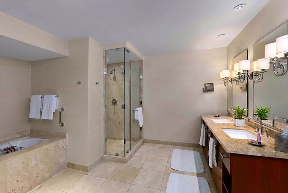 Bristol Panama, a Registry Collection Hotel