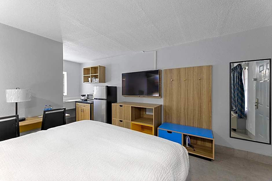 Days Inn by Wyndham San Antonio Near Lackland AFB