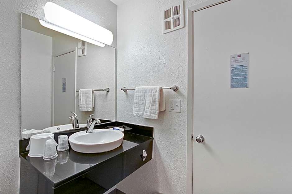 Motel 6-Green Bay, WI