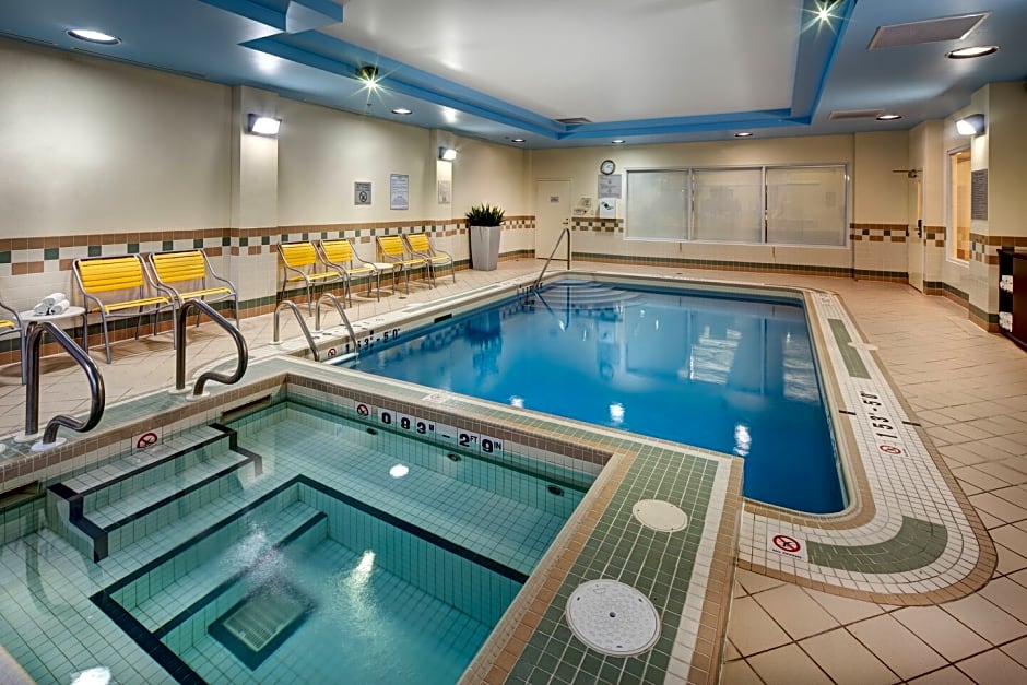 Fairfield Inn & Suites by Marriott Toronto Airport