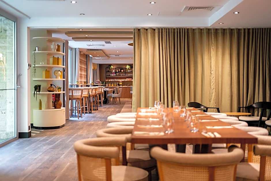 Hotel Mercure Paris Ouest Saint-Germain