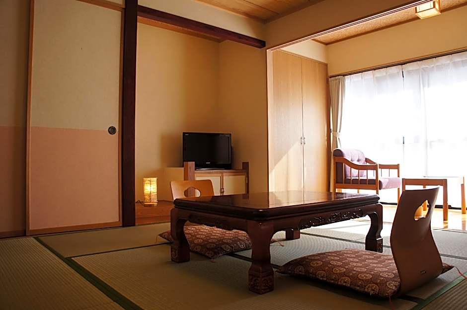 Kakeyu Onsen Kutsurogi No Yado Kuroiwa Ryokan
