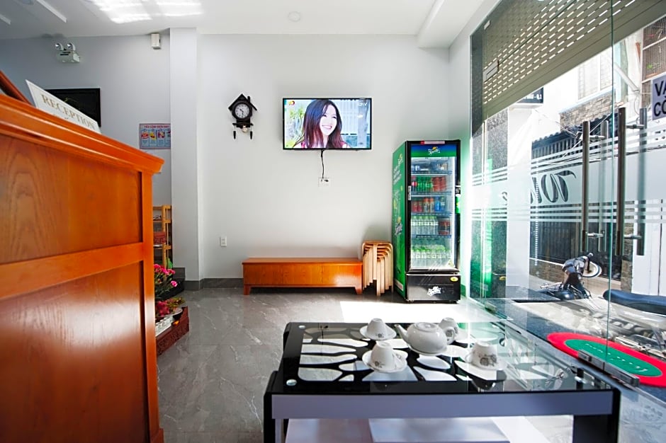 The White Guest House