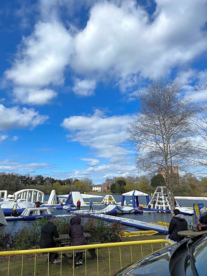 Sunscape breaks At Tattershall Lakes