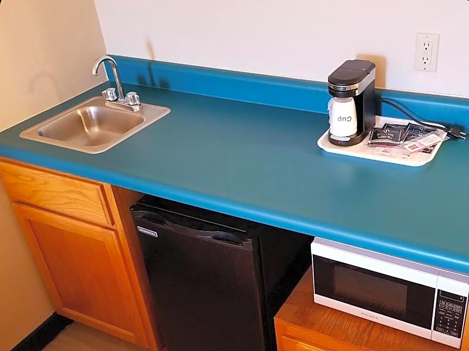 Americas Best Value Inn St. Louis South