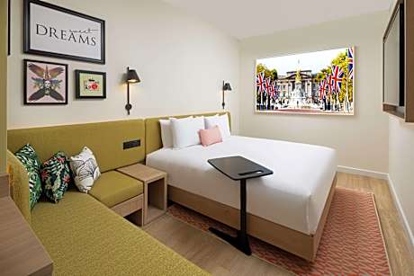 Queen Accessible Room With No Window