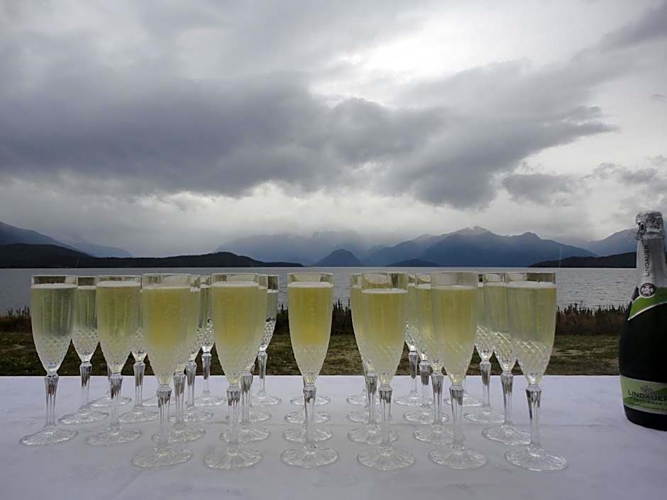 Manapouri Lakeview Motor Inn