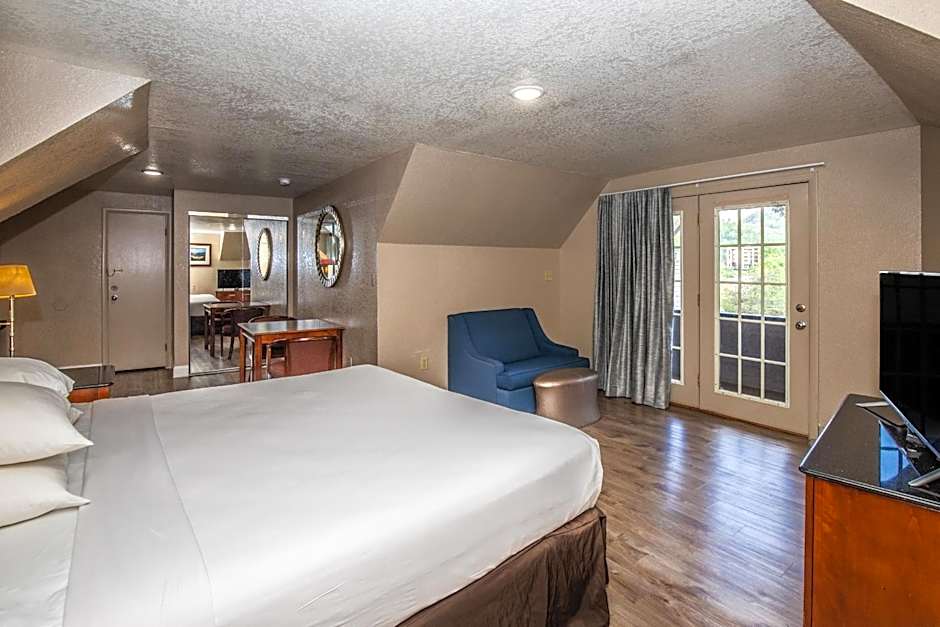 Fabulous Chalet Inn