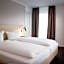 Manhattan Hotel