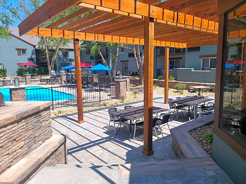 Endeavor Inn & Suites, Trademark Collection by Wyndham