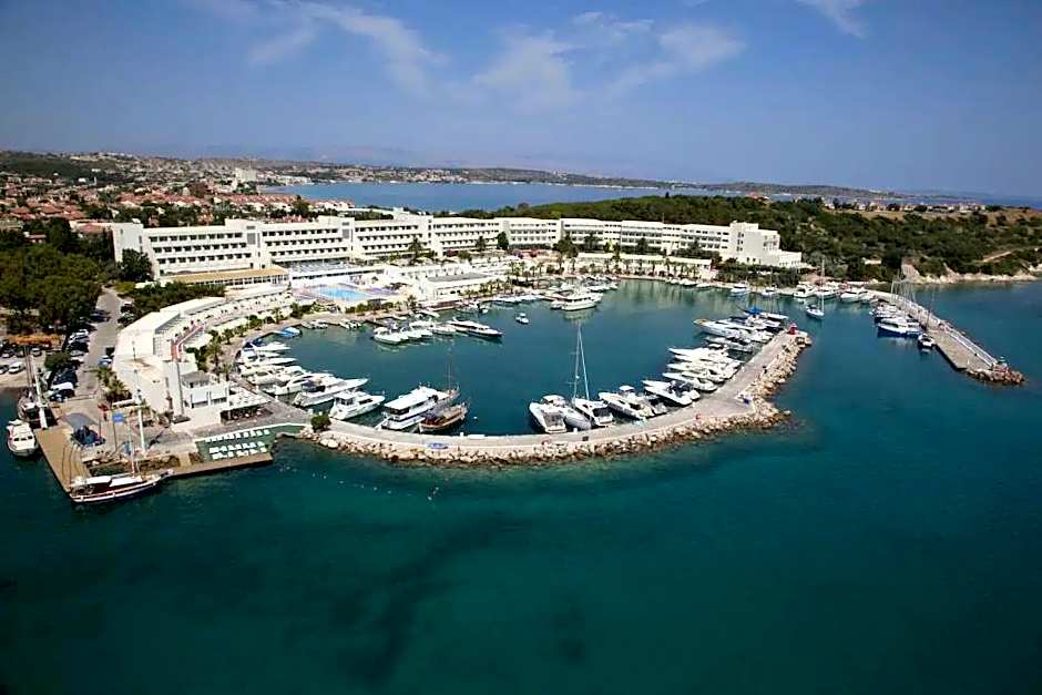 Altin Yunus Hotel & SPA - Çeşme
